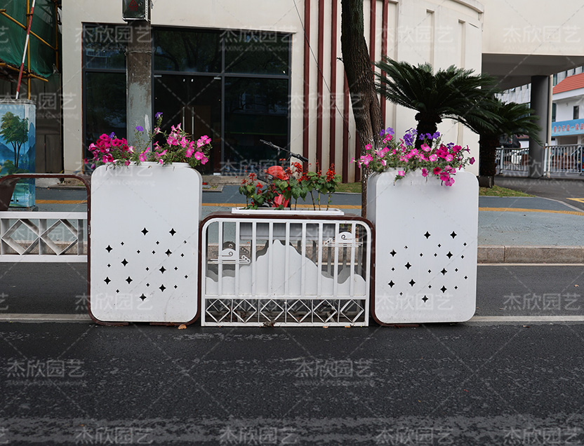 不锈钢花箱道路隔离花箱浙江案例